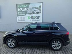 Deep black perleffekt Gebraucht 2019 VW Tiguan Highline SUV | 25.550 € (Fairer Preis)