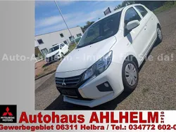 Weiß Gebraucht 2021 Mitsubishi Space Star Spirit Limousine | 10.950 € (Fairer Preis)