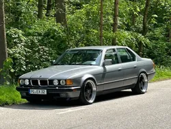 Grau Gebraucht 1994 BMW 740 Limousine | 12.500 €