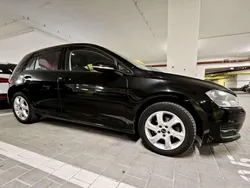 Schwarz Gebraucht 2014 VW Golf VII Comfortline Kleinwagen | 12.900 € (Fairer Preis)