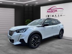 Weiß Gebraucht 2023 Peugeot e-2008 GT SUV | 23.955 € (Teuer)