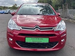 Rot Gebraucht 2016 Citroën C3 Kleinwagen | 4.790 €