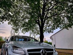 Silber Gebraucht 2013 Mercedes CLS350 AMG line Coupé | 25.999 € (Etwas zu teuer)