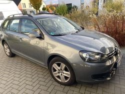 Blau Gebraucht 2011 VW Golf VI Comfortline Kleinwagen | 3.100 € (Guter Preis)