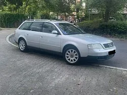 Silber Gebraucht 1999 Audi A6 Kombi | 950 € (Superpreis)