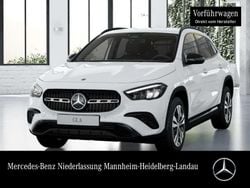 Polarweiß Gebraucht 2024 Mercedes GLA200 AMG SUV | 38.850 € (Fairer Preis)