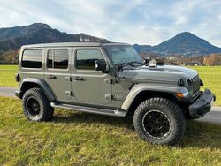 Grau Gebraucht 2021 Jeep Wrangler Unlimited Sahara SUV | 58.800 €