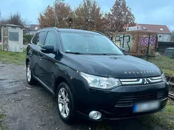 Schwarz Gebraucht 2013 Mitsubishi Outlander SUV | 10.500 €
