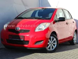 Rot Gebraucht 2010 Toyota Yaris Cool Limousine | 3.990 € (Fairer Preis)