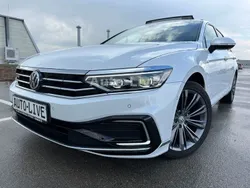Weiß Gebraucht 2020 VW Passat GTE Limousine | 22.990 € (Teuer)
