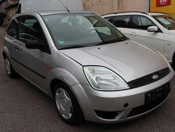 Polarsilber metallic Gebraucht 2005 Ford Fiesta Viva X Kleinwagen | 1.800 € (Fairer Preis)