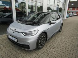Silber Gebraucht 2021 VW ID.3 Business Kleinwagen | 22.450 € (Fairer Preis)