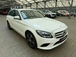 Weiß Gebraucht 2021 Mercedes C220 Avantgarde Kombi | 24.990 € (Guter Preis)