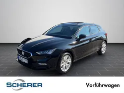 Midnight schwarz metallic Gebraucht 2024 Seat Leon Style Limousine | 21.490 € (Fairer Preis)