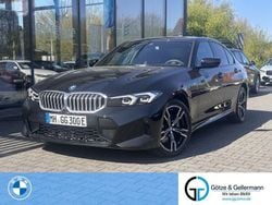 Saphirschwarz Gebraucht 2025 BMW 330e M Sport Limousine | 46.440 € (Superpreis)