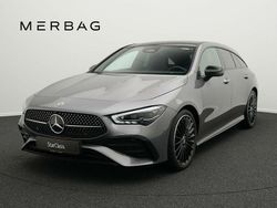 Grau Gebraucht 2024 Mercedes CLA220 Shooting Brake Kombi | 51.990 €