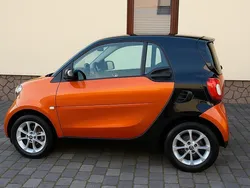 Orange Gebraucht 2015 Smart ForTwo Coupé Passion Kleinwagen | 11.400 € (Fairer Preis)