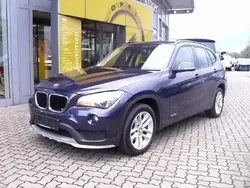 Tiefseeblau metallic (metallic) Gebraucht 2015 BMW X1 Advantage SUV | 12.990 € (Guter Preis)