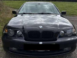 Schwarz Gebraucht 2001 BMW 316 Compact Kleinwagen | 2.450 € (Fairer Preis)