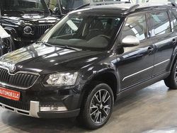 Schwarz Gebraucht 2017 Skoda Yeti Style SUV | 24.991 €