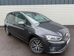 Grau Gebraucht 2016 VW Golf VII Comfortline Limousine | 16.200 € (Fairer Preis)