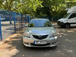 Silber Gebraucht 2005 Mazda 3 Active Limousine | 1.790 € (Fairer Preis)
