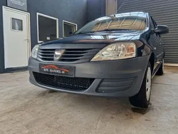 Blau Gebraucht 2012 Dacia Logan Limousine | 4.990 € (Teuer)