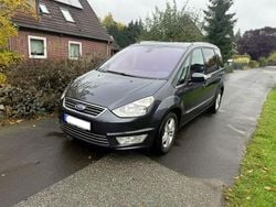 Grau Gebraucht 2010 Ford Galaxy Titanium Van / Kleinbus | 6.750 € (Fairer Preis)