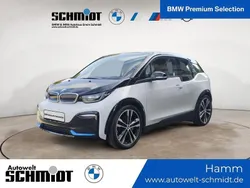 Weiß Gebraucht 2022 BMW i3 Kleinwagen | 23.890 € (Fairer Preis)
