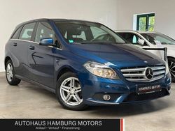 Blau Gebraucht 2012 Mercedes B180 Van / Kleinbus | 10.490 € (Fairer Preis)