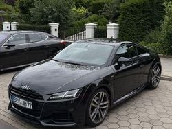 Schwarz Gebraucht 2017 Audi TT S-Line Coupé | 27.900 €