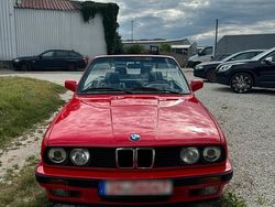 Rot Gebraucht 1993 BMW 320 Cabriolet Cabrio | 11.900 €