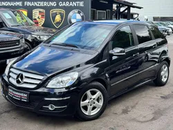 Schwarz Gebraucht 2010 Mercedes B180 Van / Kleinbus | 3.499 € (Fairer Preis)