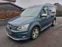 Blau Gebraucht 2017 VW Caddy Van / Kleinbus | 14.990 € (Fairer Preis)