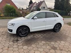 Weiß Gebraucht 2015 Audi Q3 Comfort SUV | 8.500 € (Guter Preis)