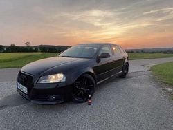 Schwarz Gebraucht 2010 Audi A3 Sportback Attraction Kleinwagen | 5.200 € (Fairer Preis)