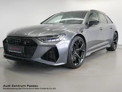 Grau Gebraucht 2024 Audi RS6 Performance Kombi | 136.450 €