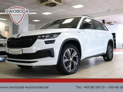 Weiß Gebraucht 2023 Skoda Kodiaq SportLine SUV | 32.600 € (Fairer Preis)