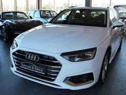 Weiß Gebraucht 2023 Audi A4 Advanced Kombi | 27.990 € (Superpreis)