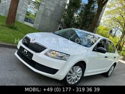 Weiß Gebraucht 2013 Skoda Octavia Limousine | 7.900 € (Fairer Preis)