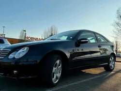 Schwarz Gebraucht 2005 Mercedes C230 Coupé | 1.600 € (Superpreis)