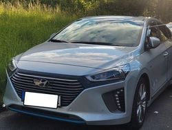 Silber Gebraucht 2019 Hyundai Ioniq Premium Limousine | 18.500 € (Etwas zu teuer)