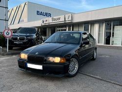Schwarz Gebraucht 1996 BMW 316 Coupé | 2.800 €