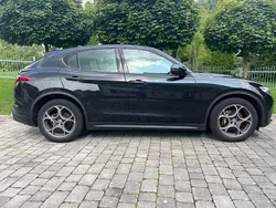 Schwarz Gebraucht 2018 Alfa Romeo Stelvio Super SUV | 18.890 € (Superpreis)