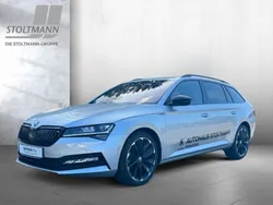 Brillantsilber metallic Gebraucht 2023 Skoda Superb SportLine Kombi | 34.999 € (Guter Preis)