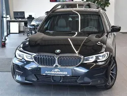 Schwarz Gebraucht 2021 BMW 320 Advantage Kombi | 23.550 € (Etwas zu teuer)