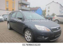 Grau Gebraucht 2009 Ford Focus Style Limousine | 4.500 € (Etwas zu teuer)