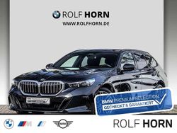 M carbonschwarz metallic Gebraucht 2025 BMW 520 M Sport Kombi | 50.950 € (Guter Preis)