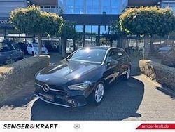 Schwarz Gebraucht 2024 Mercedes CLA180 Shooting Brake Kombi | 27.370 €
