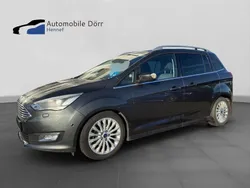 Grau Gebraucht 2016 Ford Grand C-Max Titanium Van / Kleinbus | 11.490 € (Fairer Preis)